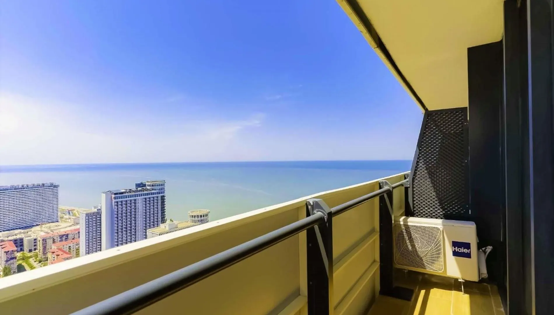 Panorama Orbi City Sea View Batumi 5*,