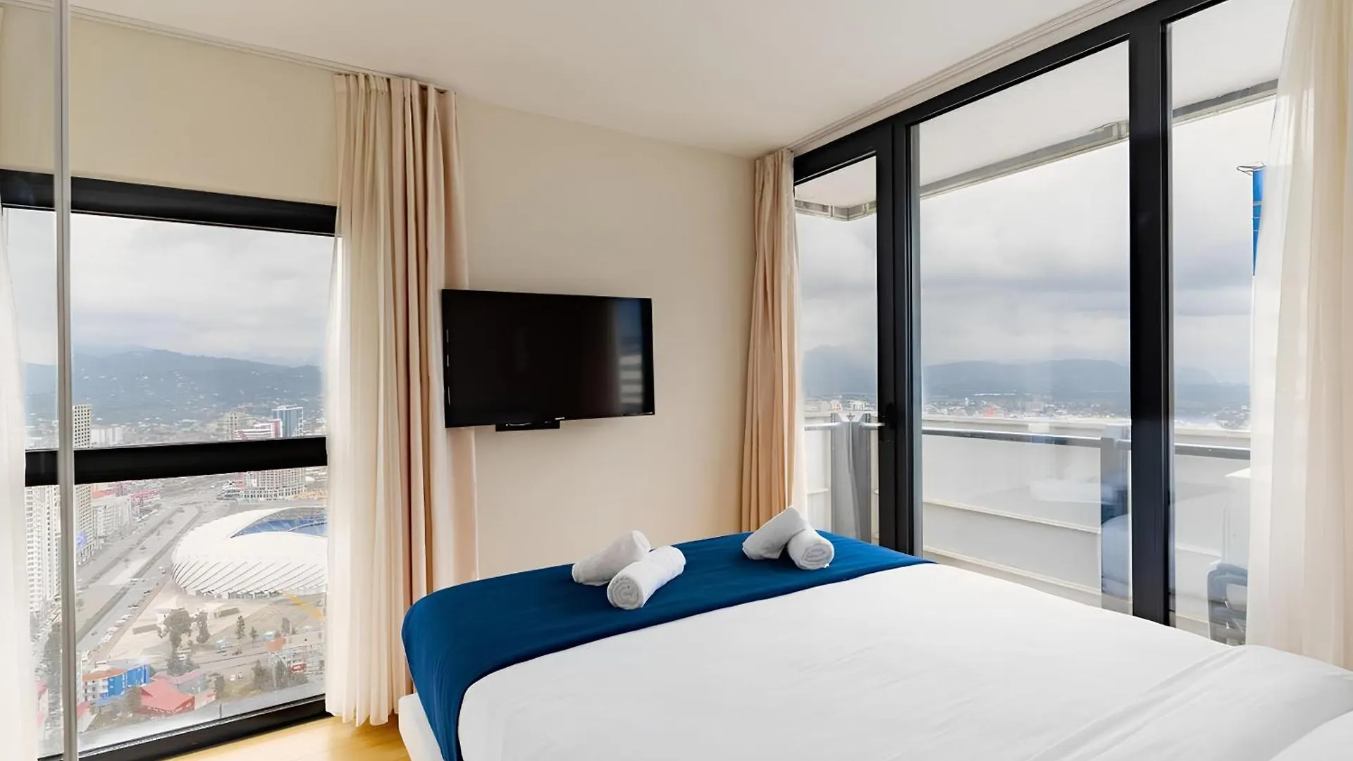 Panorama Orbi City Sea View Batumi Apartmanhotel