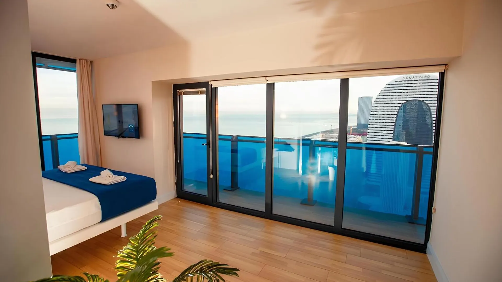 Panorama Orbi City Sea View Batumi 5*,